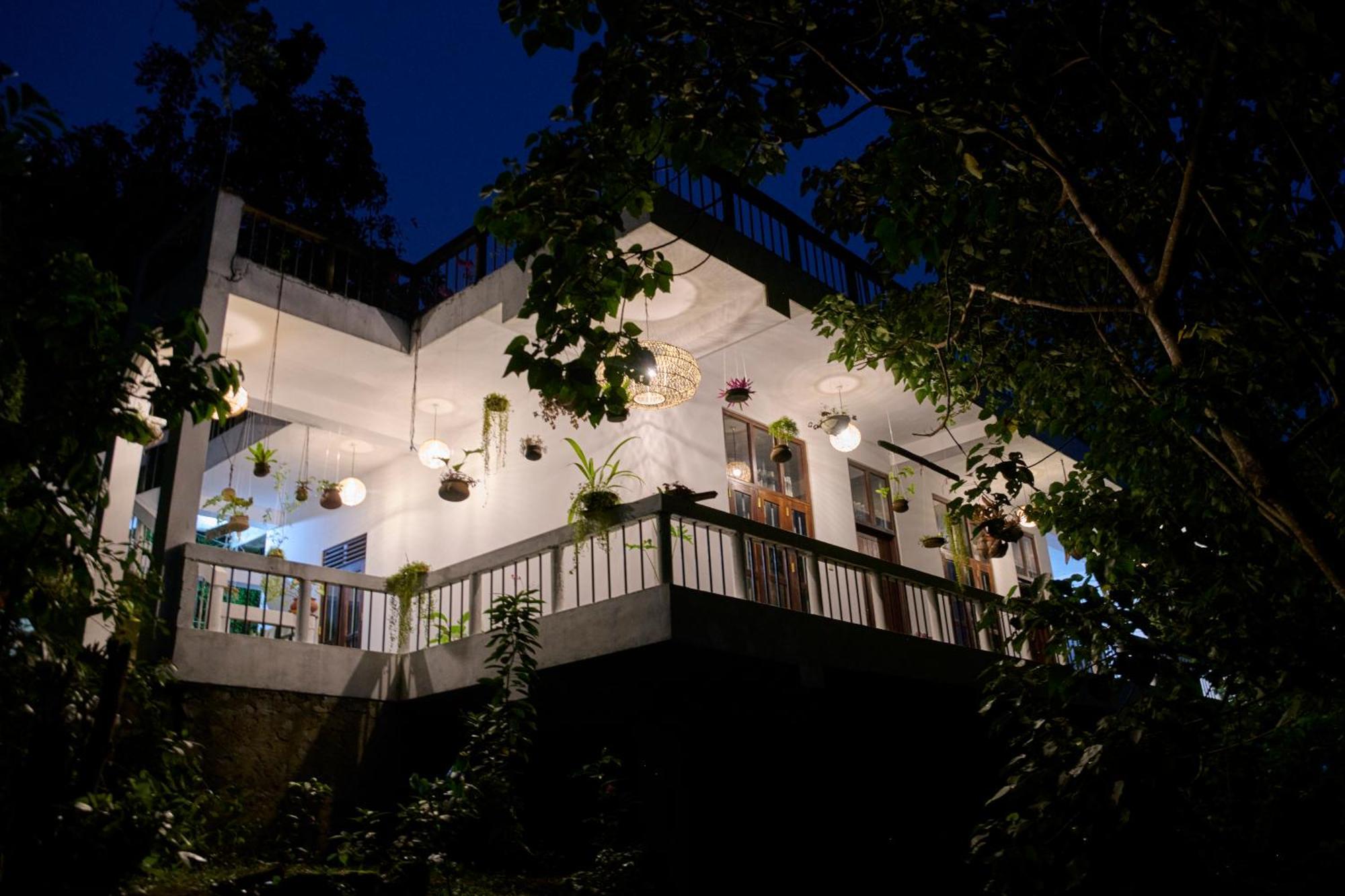 Daasa Guest Mirissa Hotel Exterior photo